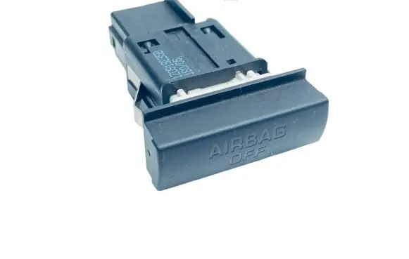 Passenger airbag on/off switch