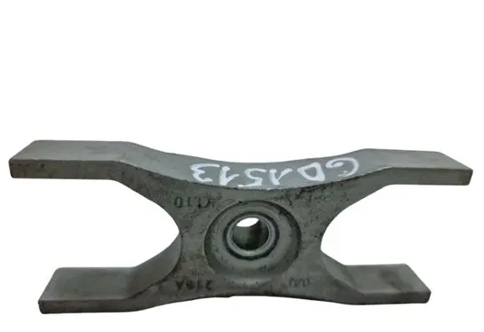 Volkswagen Arteon Fuel Injector clamp holder 04L216A