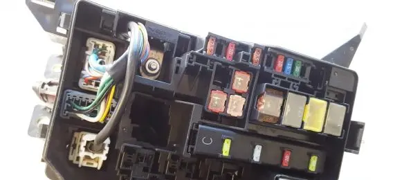 Toyota RAV 4 (XA30) Fuse box set 3wxa1
