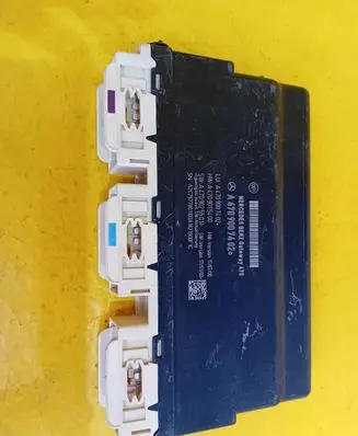Mercedes-Benz X-class W470 Gateway control module A4709007402