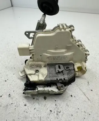 Audi A6 S6 C7 4G Front door lock 8J1837015C