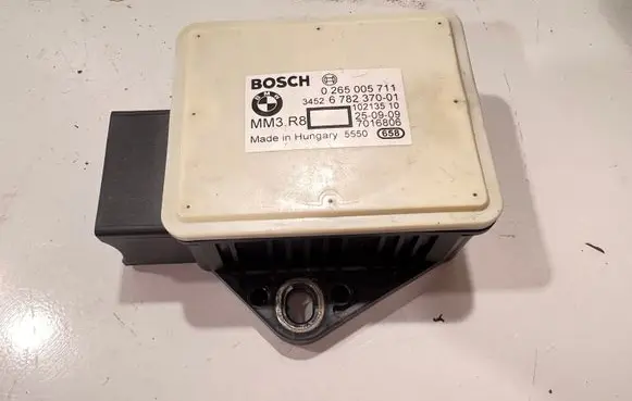 BMW 5 E60 E61 ESP acceleration yaw rate sensor 678237001