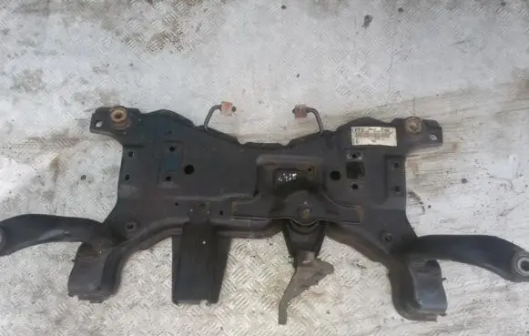 Ford Focus C-MAX Front subframe 3m43194 103331fs2109