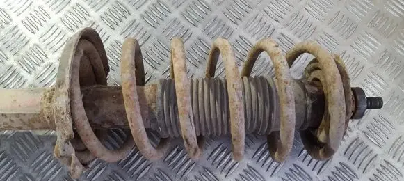 Volkswagen PASSAT B3 Front coil spring
