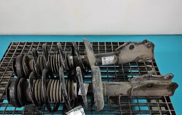 Front shock absorber/damper