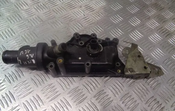Renault Megane I Thermostat housing 426AVP894B