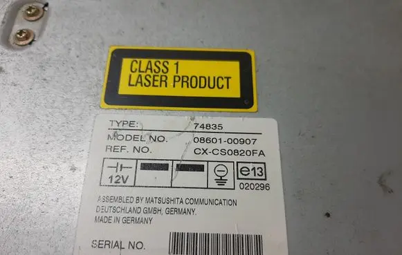 Toyota Corolla E120 E130 CD/DVD changer 0860100907