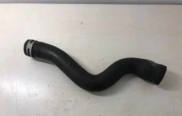 Peugeot 308 Engine coolant pipe/hose