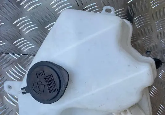 Toyota Prius (XW20) Lamp washer fluid tank PRIUSXW20