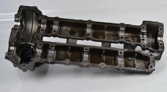 Mercedes-Benz C W203 Rocker cam cover A6420101130