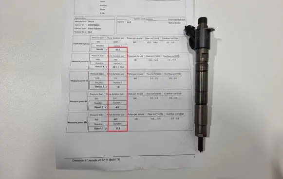 Volvo V60 Fuel injector 31303238