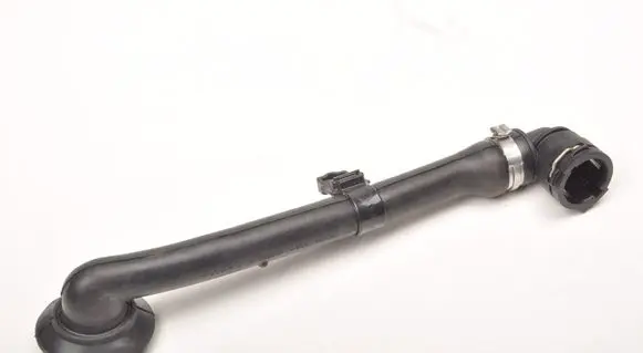 Volvo XC90 Engine coolant pipe/hose 31652204