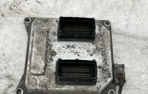 Opel Astra J Engine control unit/module 55568735 5WK9463