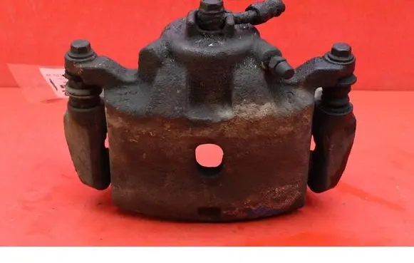 Honda CR-V Front brake caliper 