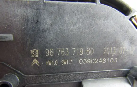 Citroen C4 I Picasso Wiper motor 9676371980