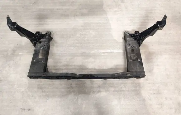Hyundai Tucson TL Radiator support slam panel 64101D7001