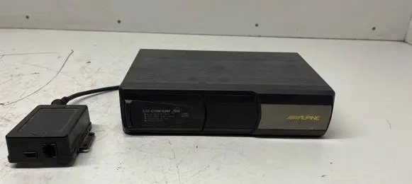 BMW 3 E46 CD/DVD changer 020384