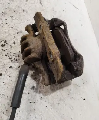 Peugeot 308 Front brake caliper