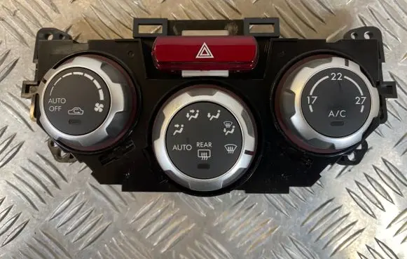 Subaru Forester SH Climate control unit 72311SC060 98807CA T1007170D