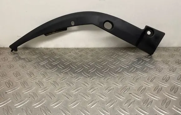 Under headlight/headlamp trim