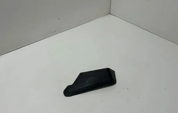 Dodge Challenger Tail light part 68175183