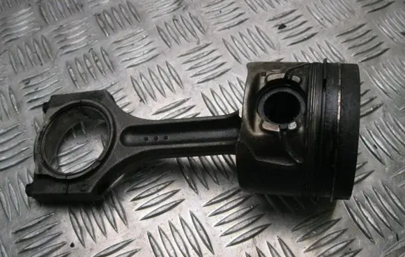 BMW X1 F48 F49 Piston with connecting rod FMN BV910