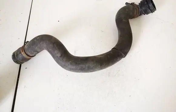 Volkswagen Touran I Engine coolant pipe/hose 6q0122291e