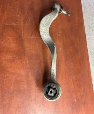 BMW 5 E60 E61 Front lower control arm/wishbone RT00
