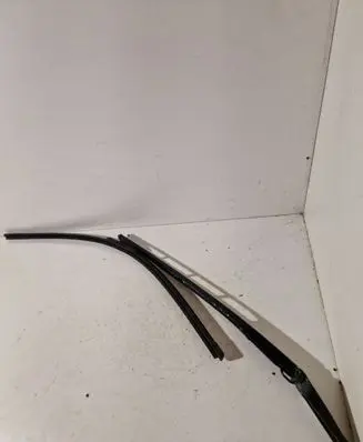 Audi Q7 4L Front wiper blade arm 778832