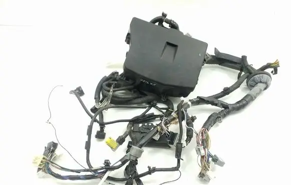 Toyota Verso Fuse module 8274102050