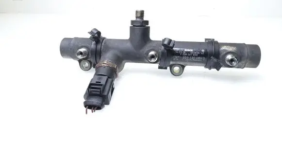 Audi A8 S8 D3 4E Fuel main line pipe 059130089D F00R001650