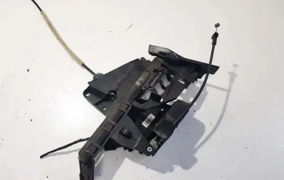 Ford C-MAX I Rear door lock 3m5Ar26413bp 24000000013