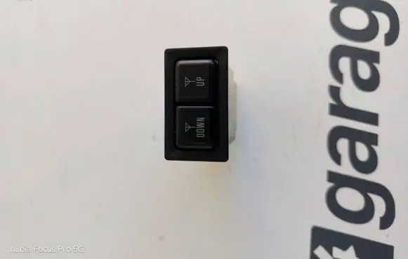 Toyota Land Cruiser (HDJ90) Aerial antenna switch 156798