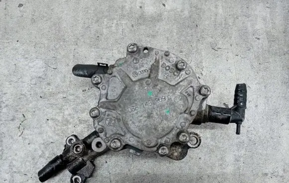 Seat Ibiza IV (6J,6P) Vacuum pump 038145209QBOSCH