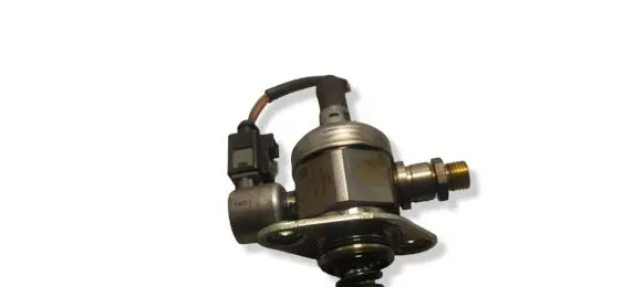 Audi A4 S4 B8 8K Fuel injection high pressure pump 06H127025P