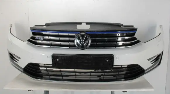 Volkswagen PASSAT B8 Front bumper 3G0807221B