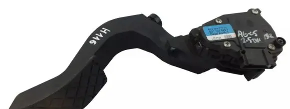 Audi A6 S6 C5 4B Accelerator throttle pedal 8D1723523F