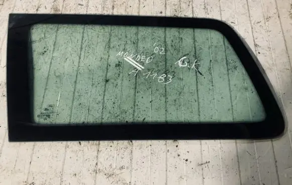 Ford Mondeo Mk III Rear side window