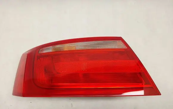 Audi A5 8T 8F Rear/tail lights 8T0945095F