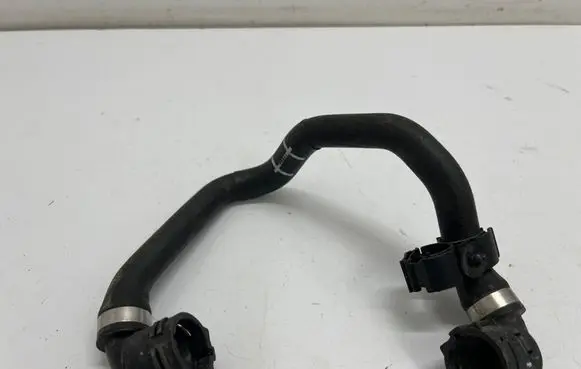 BMW iX Engine coolant pipe/hose 8475141