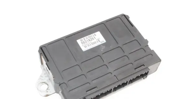 Mitsubishi Pajero Gearbox control unit/module 8631A261