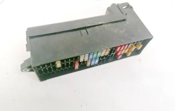Volkswagen Golf Plus Fuse box set