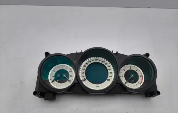 Mercedes-Benz CLS C218 X218 Speedometer (instrument cluster) A2189007004
