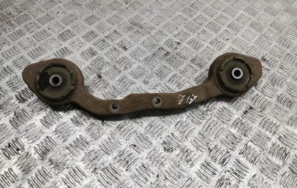 Lexus NX Rear differential/diff mount bracket 