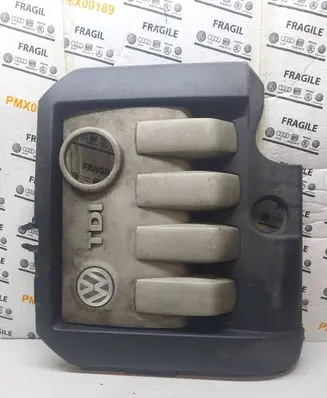 Volkswagen PASSAT B6 Engine cover (trim) 03G103925