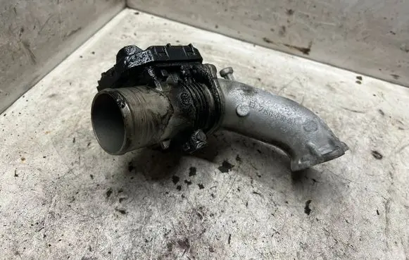 Nissan Qashqai Throttle valve 8200302798
