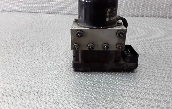 Ford Galaxy ABS Pump 1J0907379P 7M3614111H