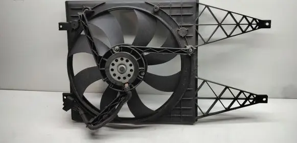 Skoda Fabia Mk1 (6Y) Radiator cooling fan shroud 6Q0121207L
