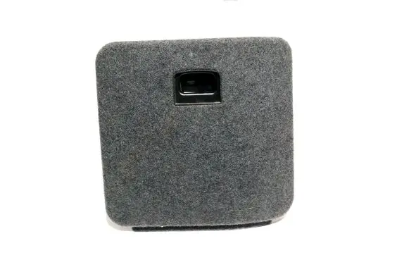 Trunk/boot lower side trim panel