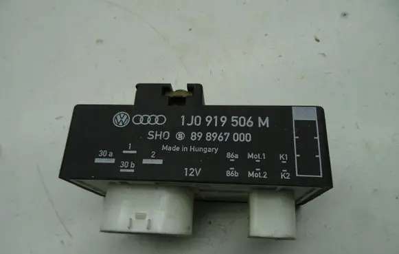 Skoda Fabia Mk2 (5J) Coolant fan relay 1J0919506M